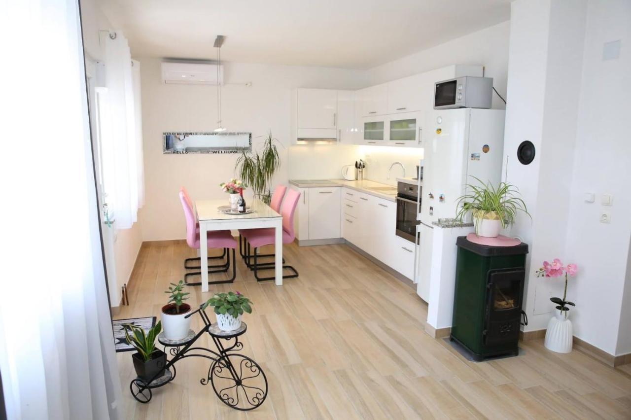 Apartman Andela Vodice Buitenkant foto